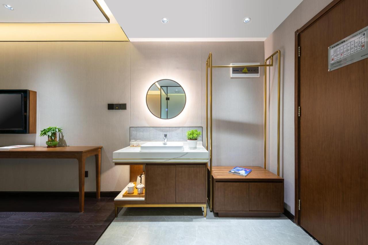 Beijing Tangfu Hotel - Located In The City Center Adjacent To The Subway Station Close To Nanluoguxiang Gulou Lama Temple Tiananmen Square Forbidden City Temple Of Heaven Providing Laundry Car Rental And Ticketing Services Zewnętrze zdjęcie