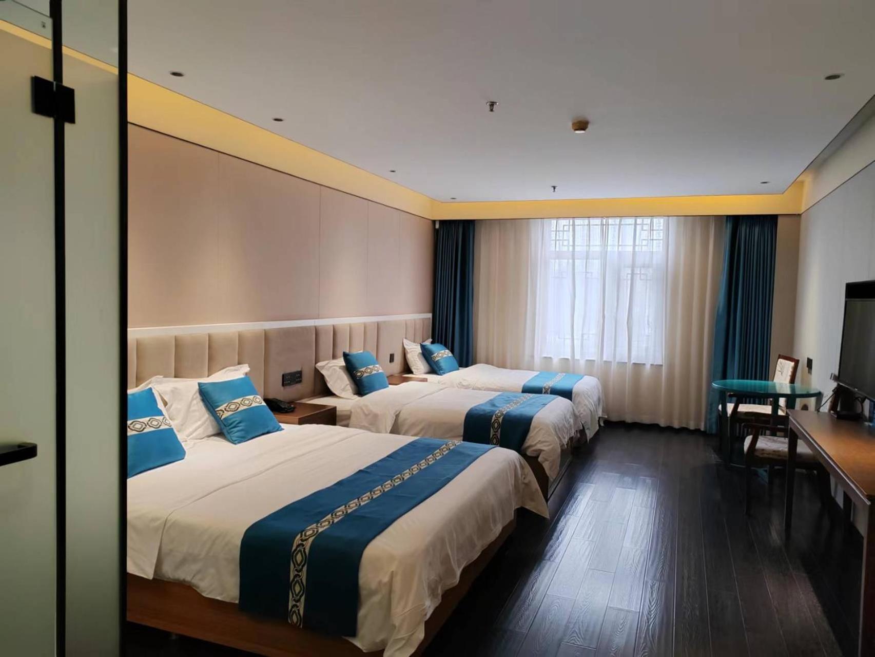 Beijing Tangfu Hotel - Located In The City Center Adjacent To The Subway Station Close To Nanluoguxiang Gulou Lama Temple Tiananmen Square Forbidden City Temple Of Heaven Providing Laundry Car Rental And Ticketing Services Zewnętrze zdjęcie